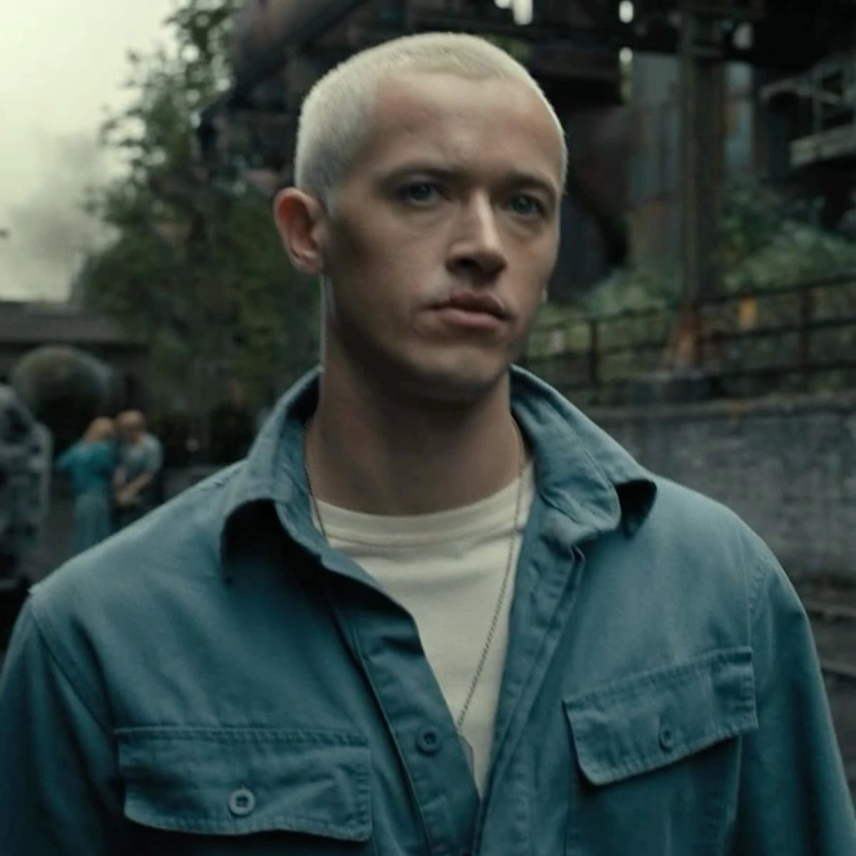 Tom Blyth Buzz Cut: Snow Peacekeeper Burr Cut (#1–#2) + AI Try-On (2026)