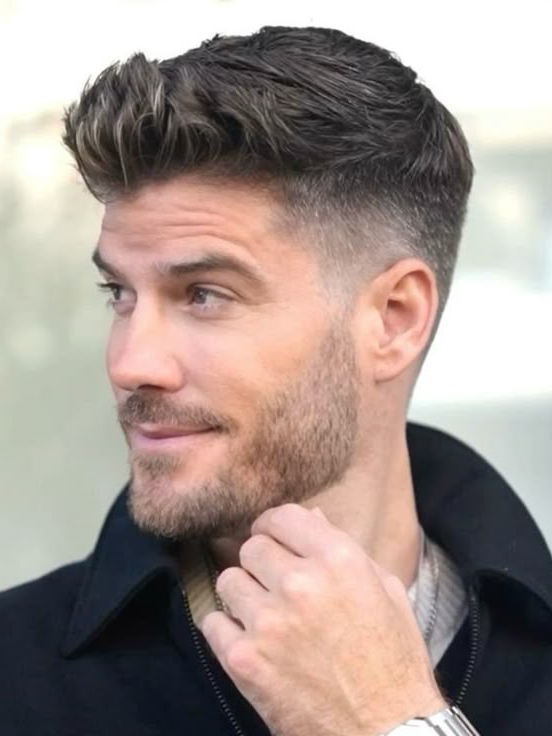 Low taper fade z blendem brody do okrągłej twarzy z rustykalną męską stylizacją
