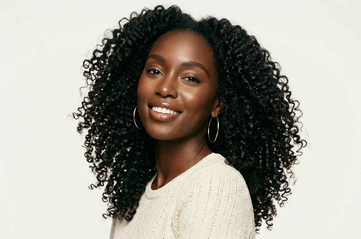 Wash and go natural curls black women with beautiful definition and volume