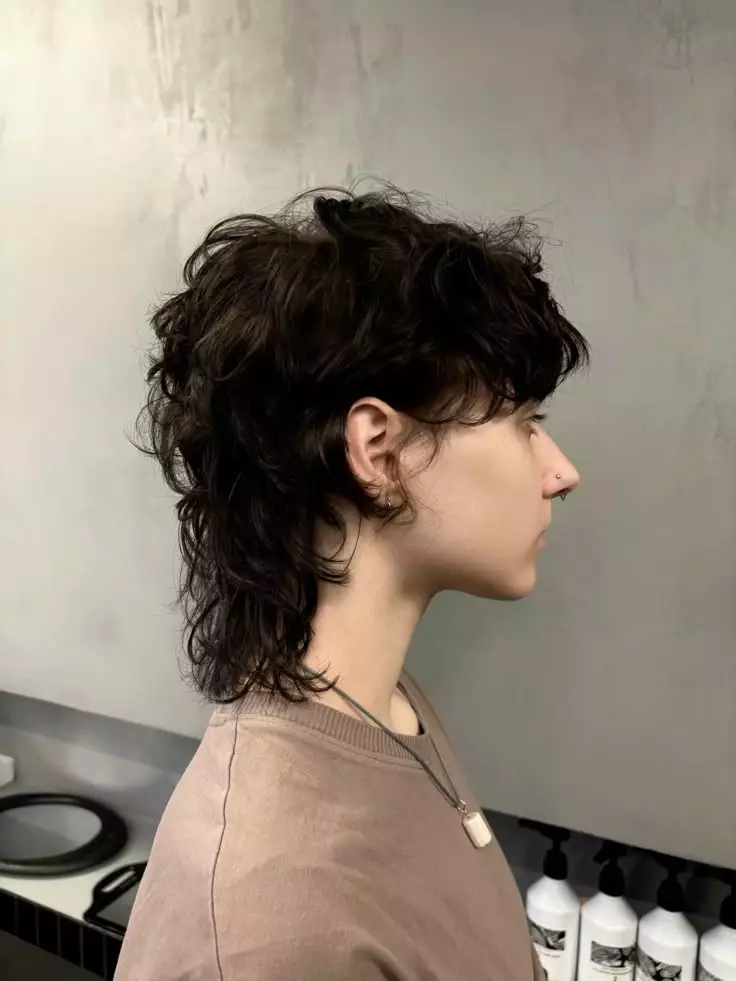 modern mullet,mullet haircut,long mullet