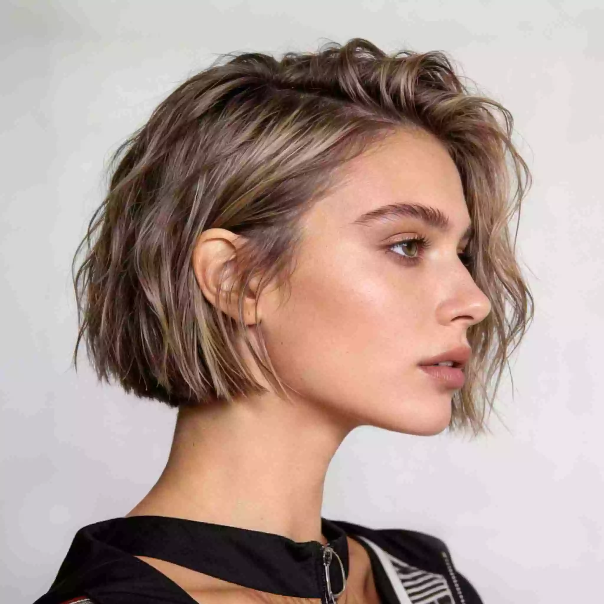 alt=Textured micro bob with subtle internal layers Textured micro bob with subtle internal layers